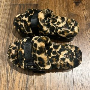 Ugg Fluffita Panther Print